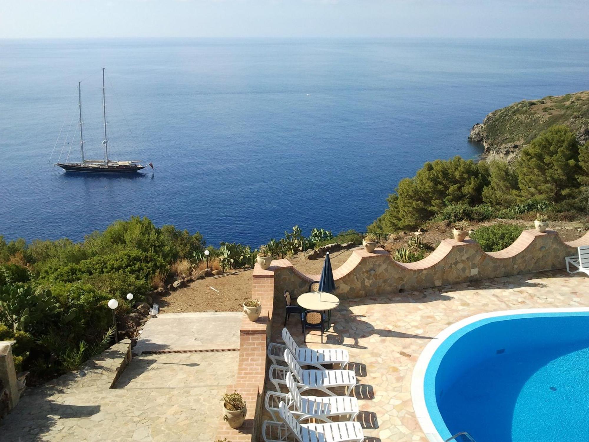 Diana Isola di Ustica